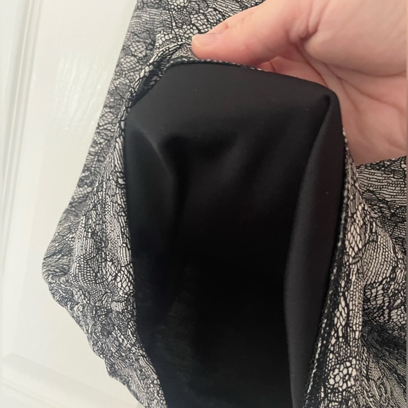 Gorgeous Cocktail Dress - Picture 2 of 8